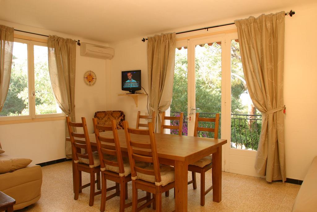 Location Corsica * Cavalaire-sur-Mer